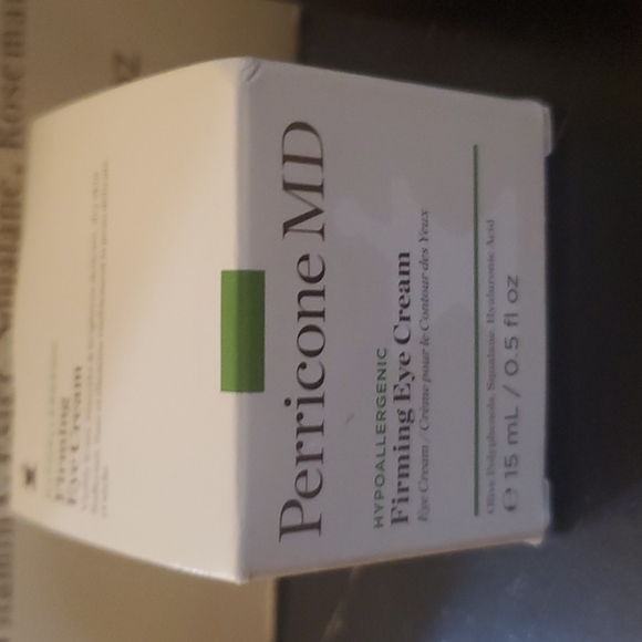 Perricone MD Bundle Pack - Picture 2 of 4